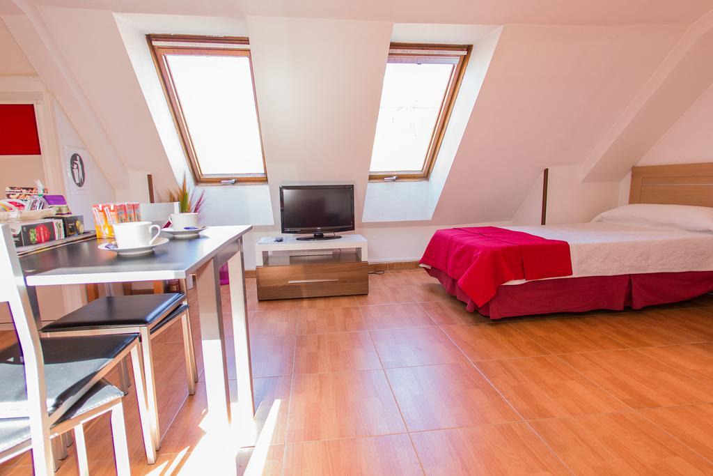 Apartamentos Madrid Centro Exteriör bild