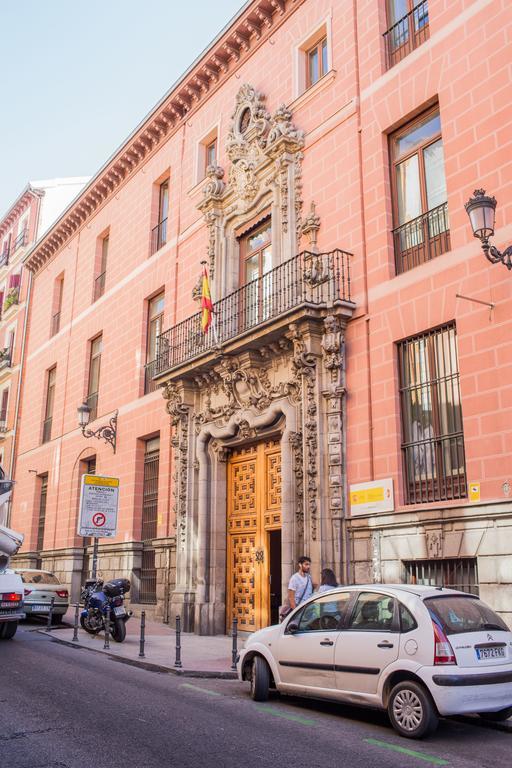 Apartamentos Madrid Centro Exteriör bild